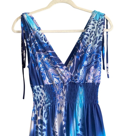 Seven Islands Blue Print V-Neck Maxi Dress. Size Small - Picture 2 of 8